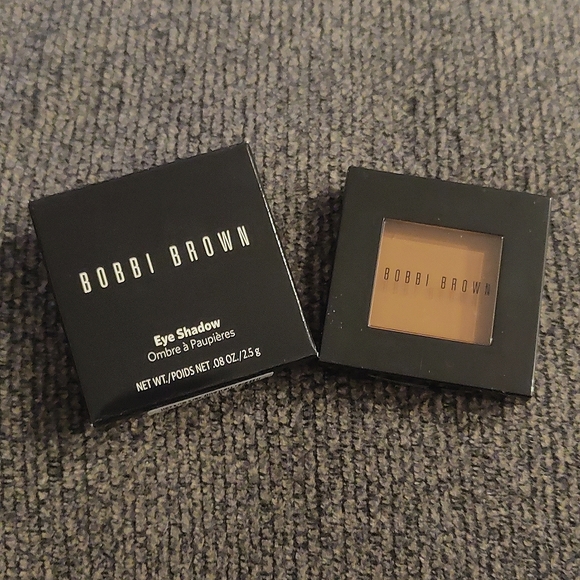 Bobbi brown eye shadow in camel - Picture 1 of 1